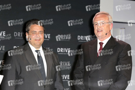 Eröffnung des DRIVE. Volkswagen Group Forum in Berlin