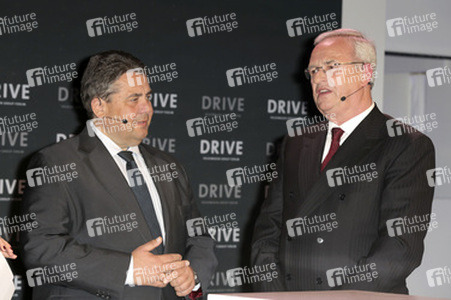 Eröffnung des DRIVE. Volkswagen Group Forum in Berlin