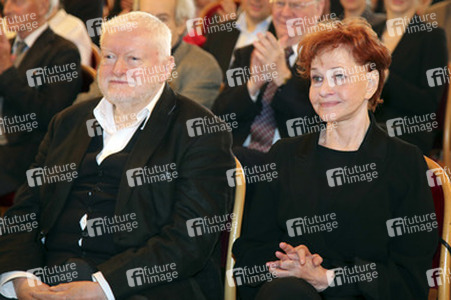 Preisverleihungen an Peter Kubelka und Gertraud Jesserer in Wien