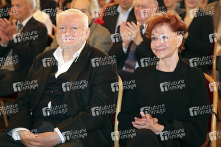 Preisverleihungen an Peter Kubelka und Gertraud Jesserer in Wien