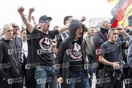 Demo gegen die Islamisierung und Amerikanisierung Europas in Berlin