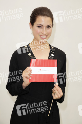 Ann Sophie in der Österreichischen Botschaft in Berlin