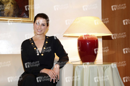 Ann Sophie in der Österreichischen Botschaft in Berlin