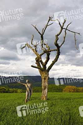 Nature Art: Abgestorbener Baum / Dead Tree Body Painting