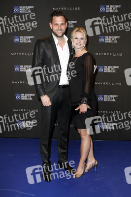 100 Jahre Maybelline B-Day Bash in Berlin