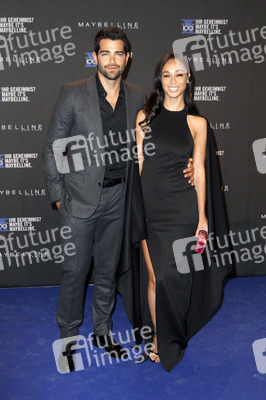 100 Jahre Maybelline B-Day Bash in Berlin