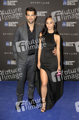 100 Jahre Maybelline B-Day Bash in Berlin
