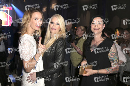 100 Jahre Maybelline B-Day Bash in Berlin