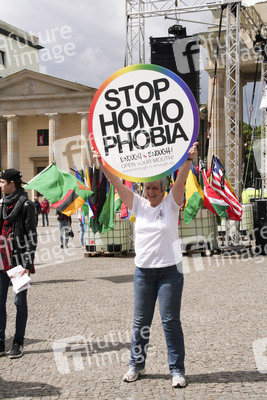 Der Internationale Tag gegen Homophobie und Transphobie in Berlin