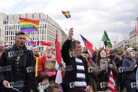 Der Internationale Tag gegen Homophobie und Transphobie in Berlin