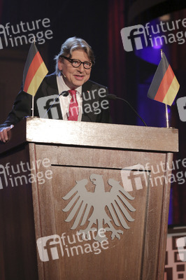 TV Live-Show 'Herbstblond - Gottschalks große Geburtstagsparty' in Berlin
