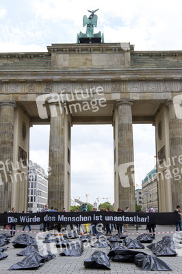 Protestaktion vom Bündnis 'Gemeinsam für Afrika' in Berlin