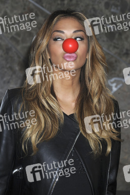 Nicole Scherzinger beleuchtet das Empire State Building in New York