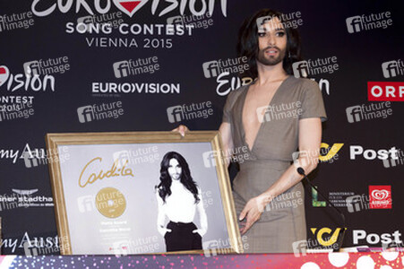 Platin CD für Conchita Wurst in Wien