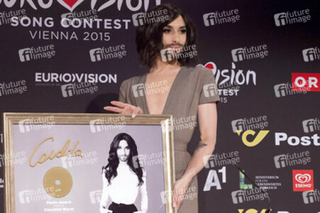Platin CD für Conchita Wurst in Wien