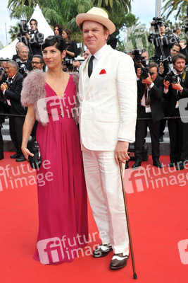 Closing Ceremony und  'La glace et le ciel' Premiere, Cannes Film Festival 2015
