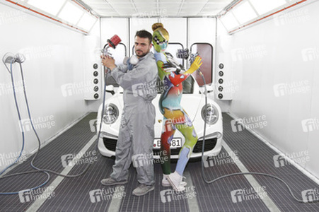 WORKING ART: Fahrzeuglackierer / Car Varnisher