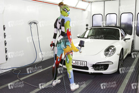 WORKING ART: Fahrzeuglackierer / Car Varnisher