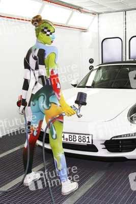 WORKING ART: Fahrzeuglackierer / Car Varnisher