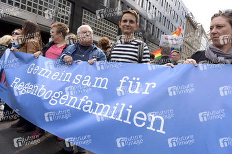 Demo für Homoehe in Berlin