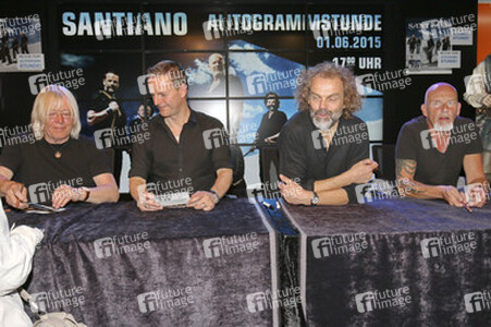Autogrammstunde mit Santiano in Hamburg
