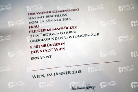 Die Schriftstellerin Friederike Mayröcker wird Ehrenbürgerin von Wien