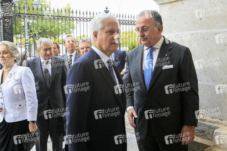 Verleihung der Royal Cavalry Armory University Awards in Sevilla