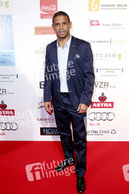 Charity Gala 'Das kleine Herz im Zentrum' in Hamburg