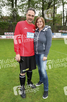 Charity-Fußballspiel 'Kicken mit Herz' in Hamburg