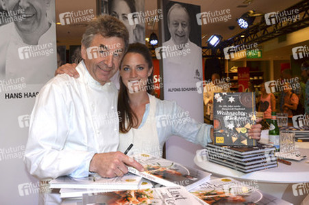 Buchvorstellung mit Franziska Schweiger und Hans Haas und Franziska Schweiger