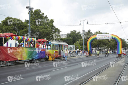 Regenbogenparade 2015 in Wien