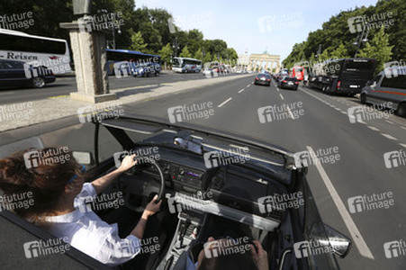 Symbolfoto Cabrio-Fahrt