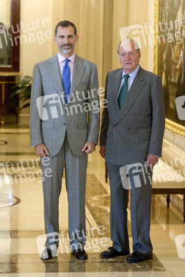 The King of Spain Felipe VI and King Juan Carlos meet with the B