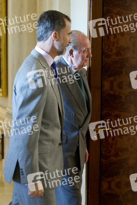 The King of Spain Felipe VI and King Juan Carlos meet with the B