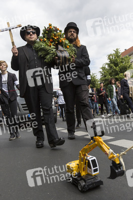 Die Toten kommen! - Der Marsch der Unentschlossenen in Berlin