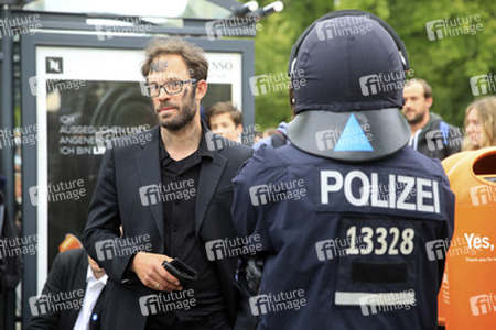 Die Toten kommen! - Der Marsch der Unentschlossenen in Berlin