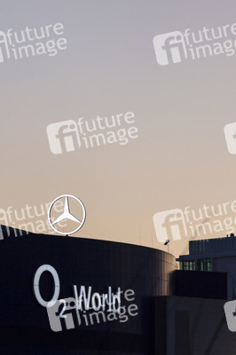 O2 World wird im Juli Mercedes-Benz Arena