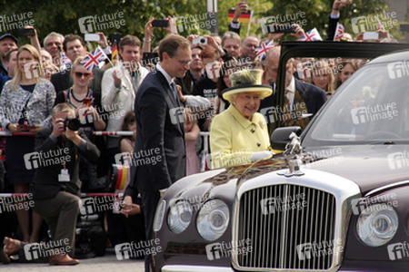 Queen Elisabeth II. besucht das Brandenburger Tor