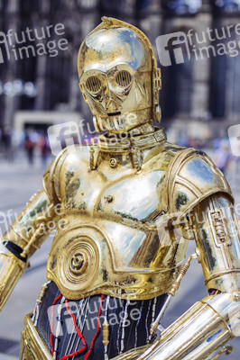 C-3PO und R2-D2 am Kölner Dom
