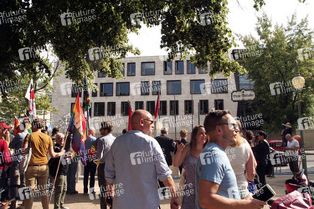 Protest vor der Türkischen Botschaft in Berlin