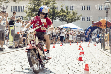Fun Rennen 'Red Bull Vogelfrei' in Zwickau