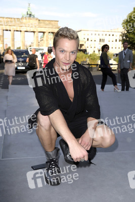 Riani Fashion Show auf der Mercedes-Benz Fashion Week Spring/Summer 2016