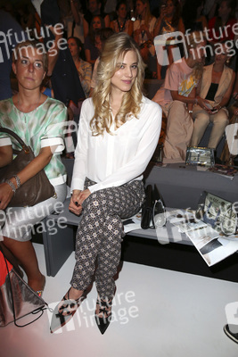 Riani Fashion Show auf der Mercedes-Benz Fashion Week Spring/Summer 2016