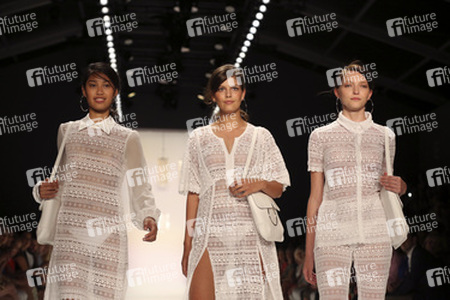 Riani Fashion Show auf der Mercedes-Benz Fashion Week Spring/Summer 2016