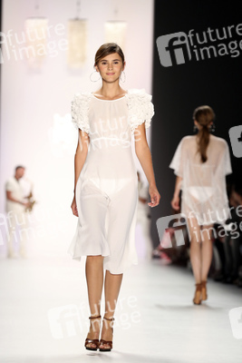 Riani Fashion Show auf der Mercedes-Benz Fashion Week Spring/Summer 2016