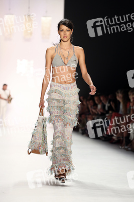 Riani Fashion Show auf der Mercedes-Benz Fashion Week Spring/Summer 2016