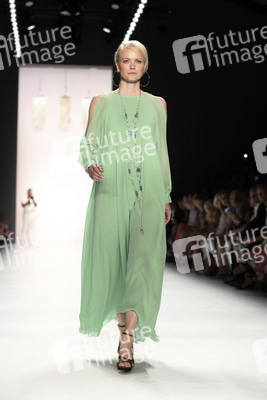 Riani Fashion Show auf der Mercedes-Benz Fashion Week Spring/Summer 2016