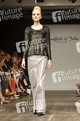 Kauffeld & Jahn Couture Fashion Show auf der Berlin Fashion Week Spring/Summer 2016