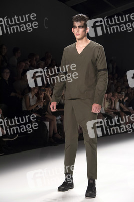 SoPopular Fashion Show auf der Mercedes-Benz Week Spring/Summer 2016