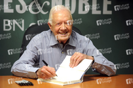 Jimmy Carter signieert seine Memoiren in New York